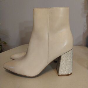 Cottimo Women’s Boots Sz 41 Cream Chunky Rhinestone Heel Side Zip Sparkle Cute